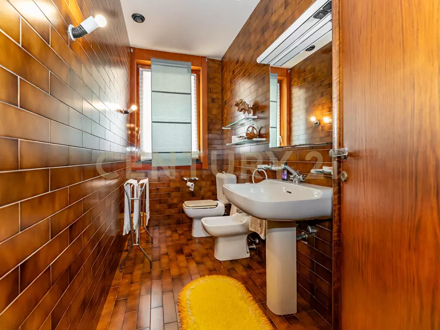 Immagine 81 di Villa in vendita  in Via dei Maceratoi 4 a Acireale