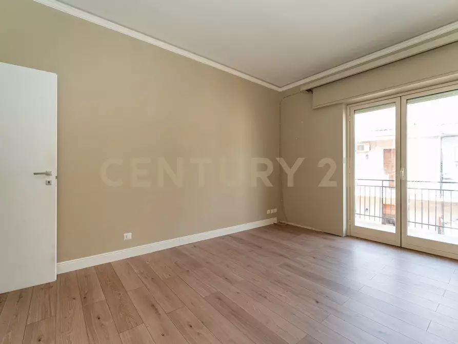 Immagine 25 di Trilocale in vendita  in Via Livorno 101 a Aci Castello