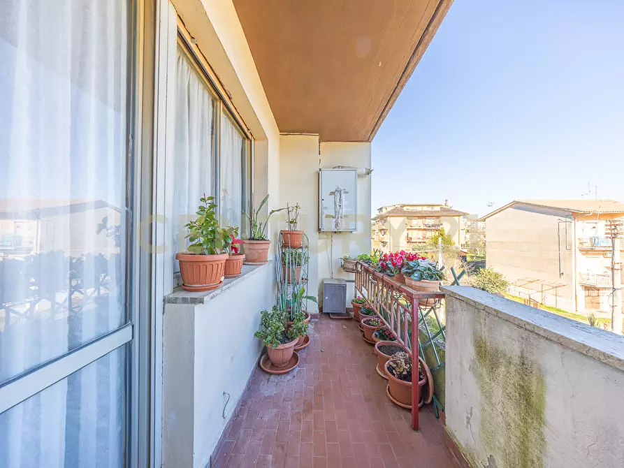 Immagine 33 di Quadrilocale in vendita  in Via Sardegna a Ronciglione