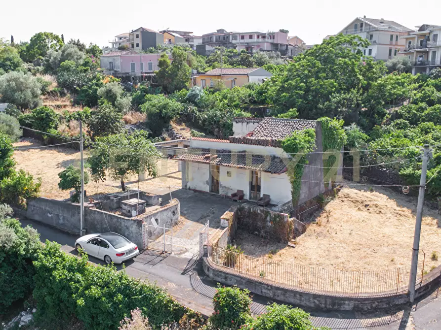 Immagine 16 di Rustico / casale in vendita  in Via Castelnuovo Don Bosco 32 a Acireale