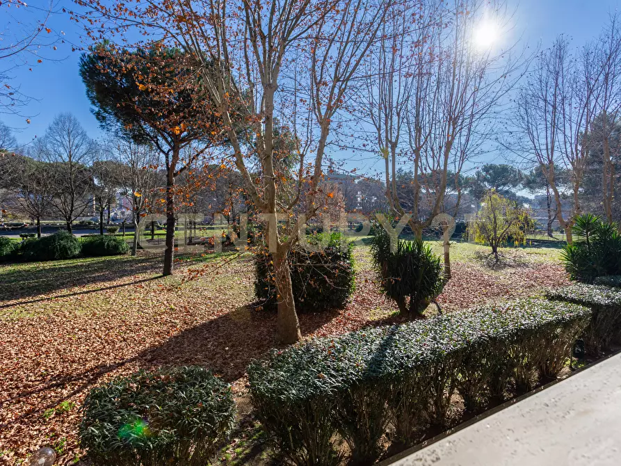 Immagine 23 di Trilocale in vendita  in Via Belforte del Chienti 25 a Roma