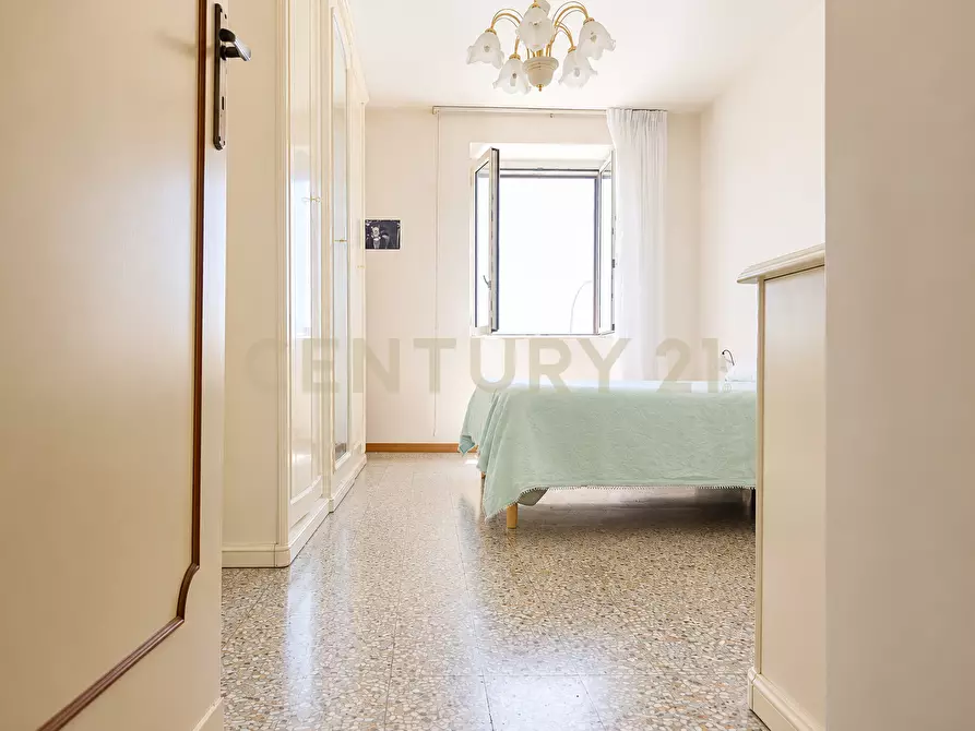 Immagine 19 di Loft/Open space in vendita  in Via XVIII Giugno a Abbadia San Salvatore