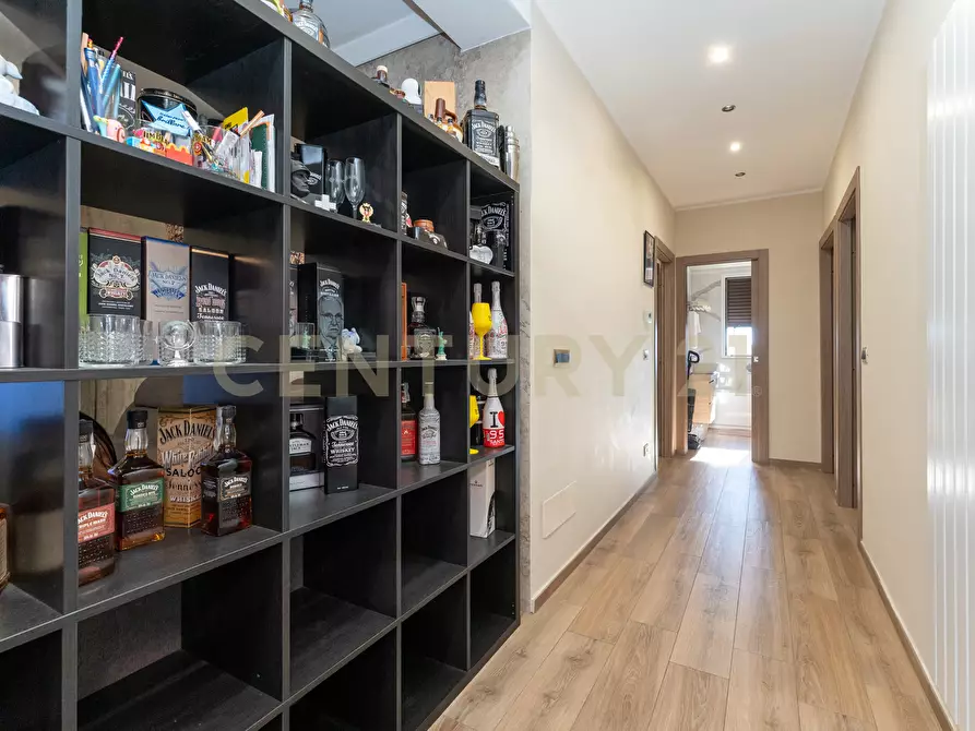 Immagine 25 di Pentalocale in vendita  in Via Lo Jacono Francesco 53 a Sant'agata Li Battiati