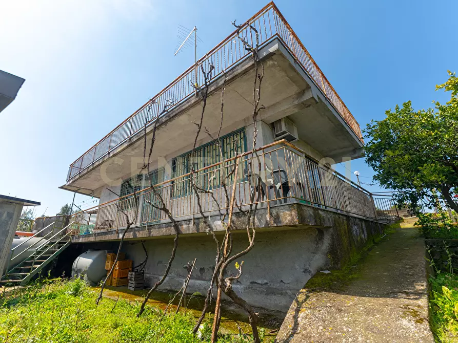 Immagine 16 di Villa in vendita  in Via Ramondetta 47 a Aci Sant'antonio