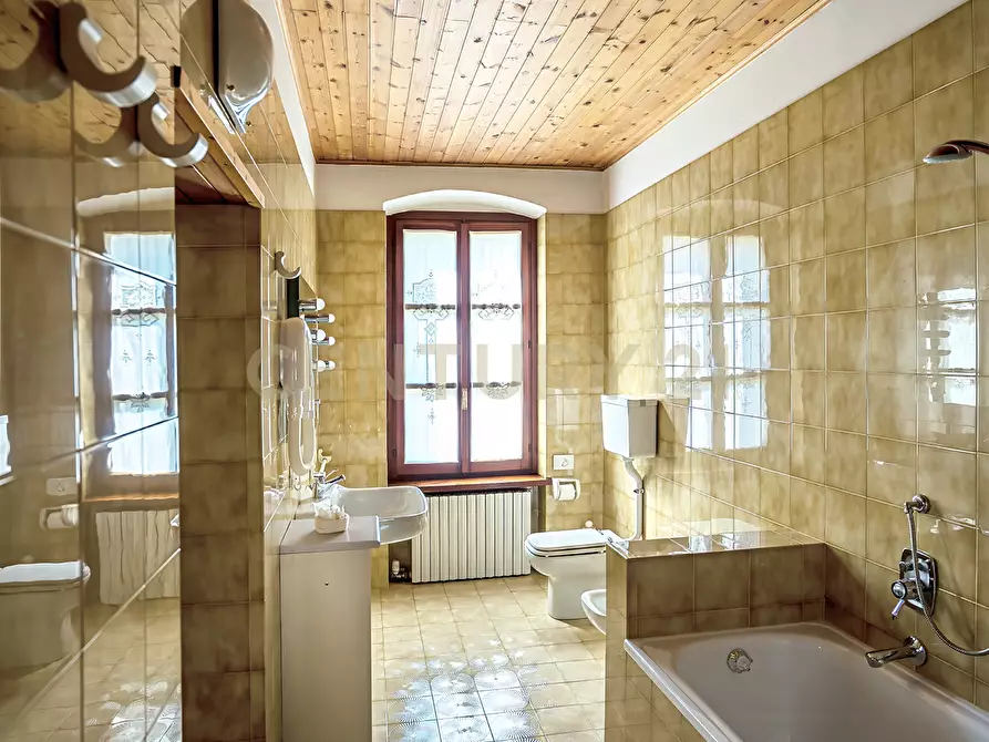 Immagine 94 di Villa in vendita  in Via Adige 25 a Brentino Belluno