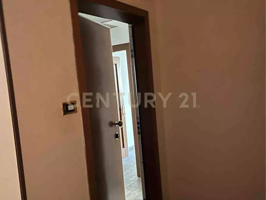 Immagine 18 di Trilocale in affitto  in Via dei Sommozzatori 7 a Roma