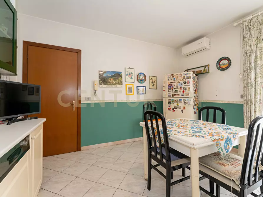 Immagine 25 di Villa in vendita  in Via Santa Rosa da Lima 17 a Catania