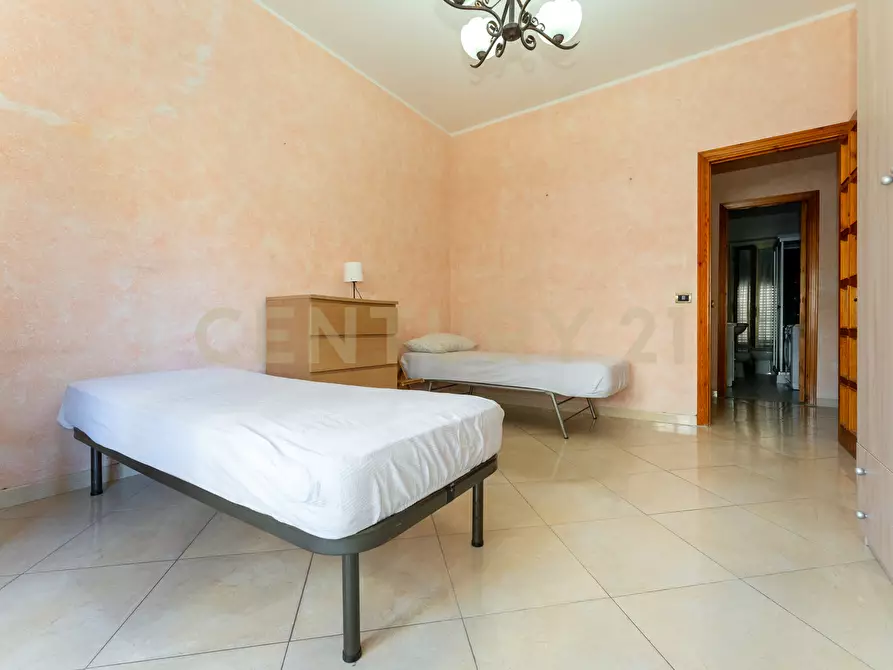 Immagine 18 di Trilocale in vendita  in Via Vittorio Emanuele II 627 a Catania