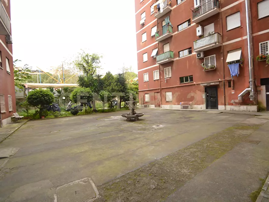 Immagine 8 di Pentalocale in vendita  a Roma