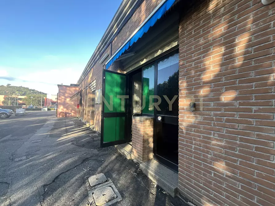 Immagine 7 di Locale commerciale in vendita  in Via Ponte Giorgini a Castiglione Della Pescaia