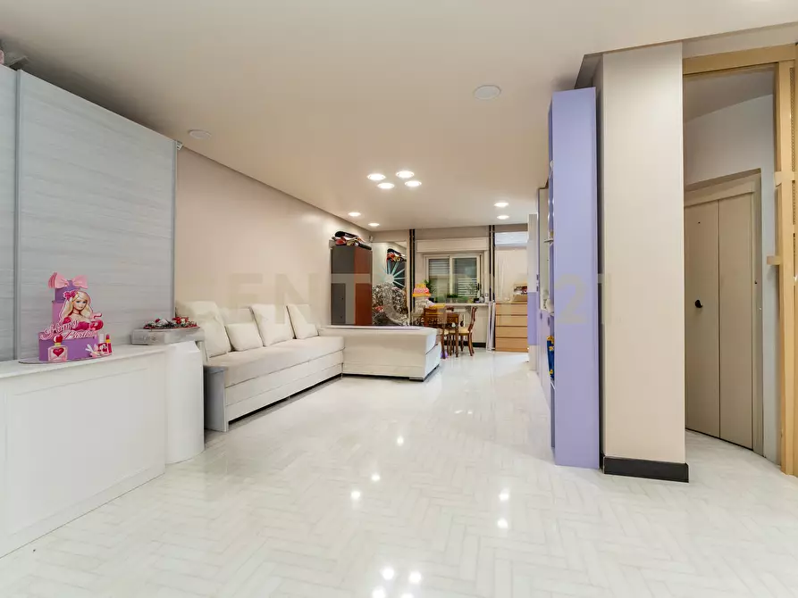 Immagine 42 di Villa in vendita  in Via G. Pezzana 11 a Aci Castello