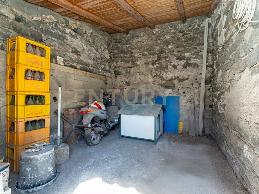 Immagine 19 di Casa indipendente in vendita  in Via San Martino 10 a Camporotondo Etneo