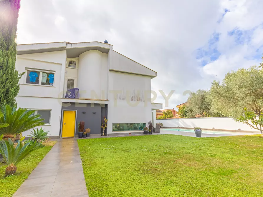 Immagine 9 di Villa in affitto  in Via Bedollo 117 a Roma