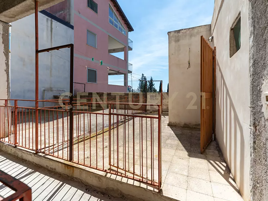 Immagine 39 di Quadrilocale in vendita  in Stradale Cravone 105 a Catania