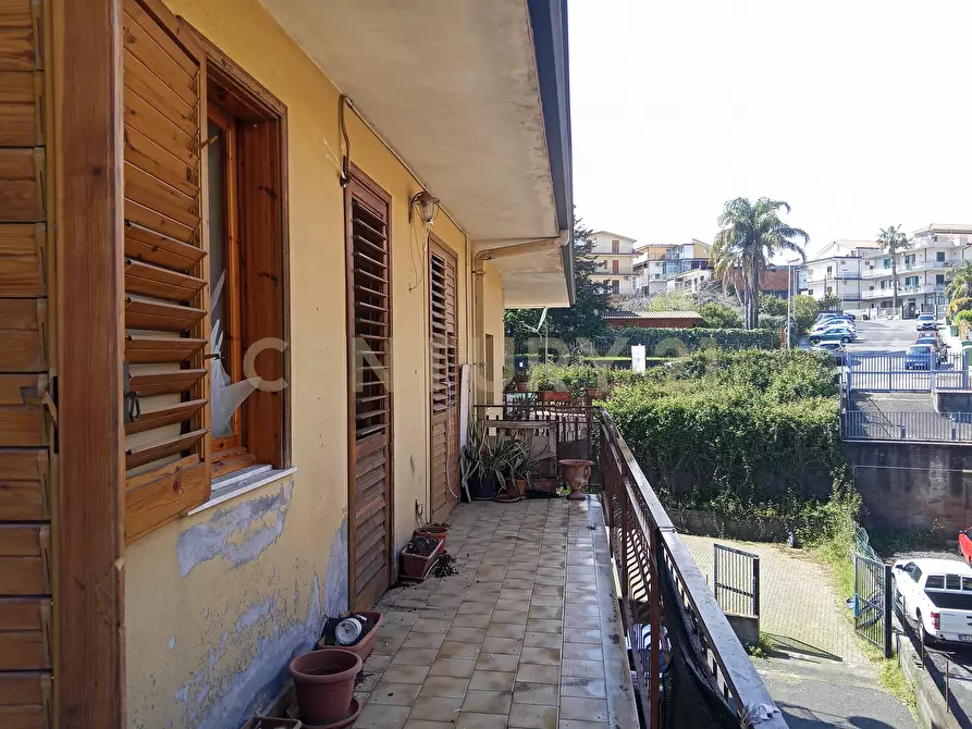 Immagine 18 di Bilocale in vendita  in Via Spirito Santo 51 a Aci Sant'antonio