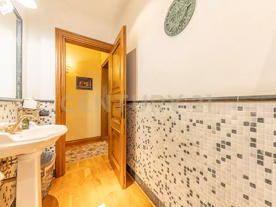 Immagine 54 di Villa in vendita  in Via di Battiferro 43 a Formello