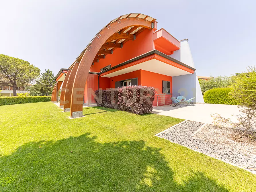 Immagine 17 di Villa in vendita  in Via Palmoli 27 a Roma