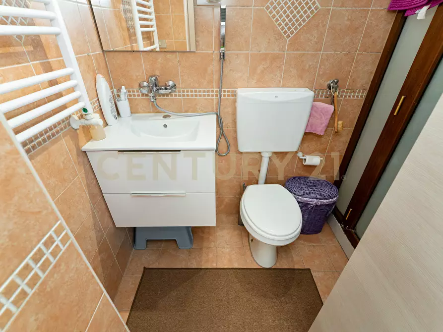 Immagine 14 di Porzione di casa in vendita  in Via del Bosco 251 a Mascalucia