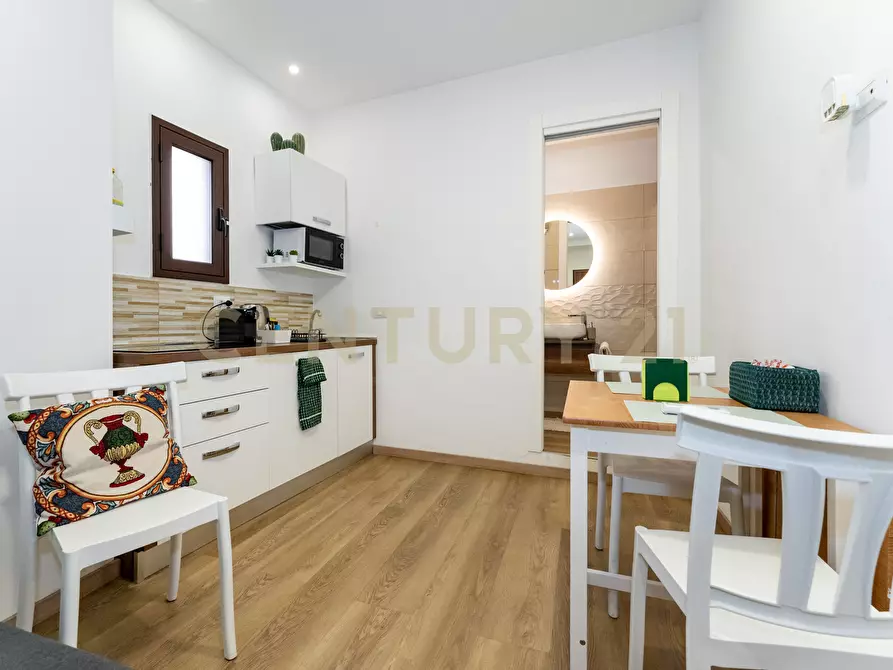 Immagine 5 di Bilocale in vendita  in Via Calì 17 a Catania