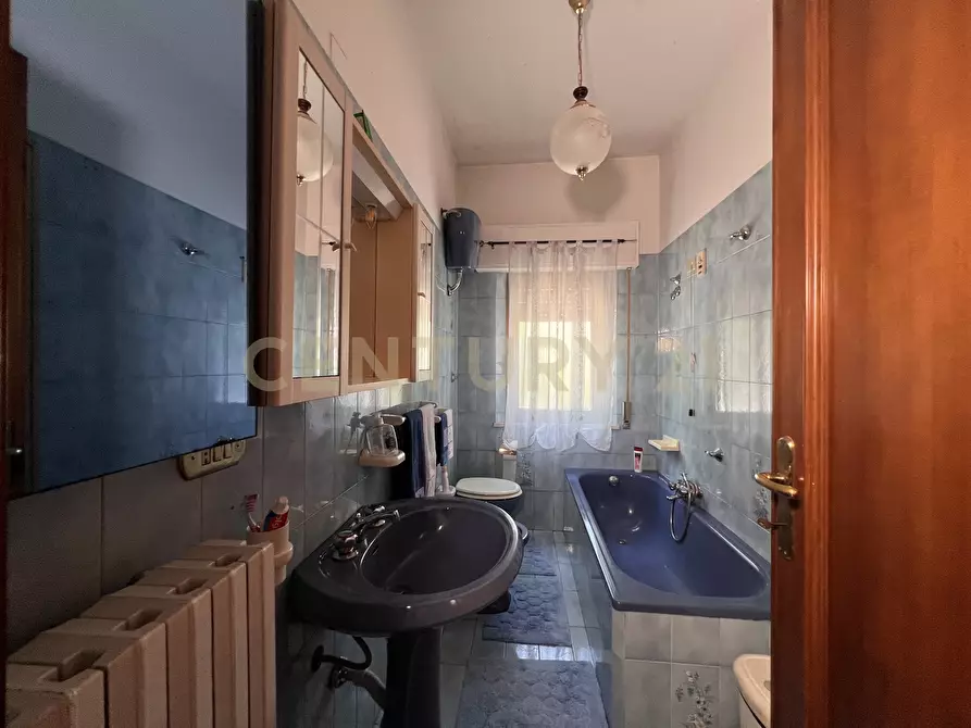 Immagine 17 di Villa in vendita  in Contrada Villa Cassetti a Montorio Al Vomano
