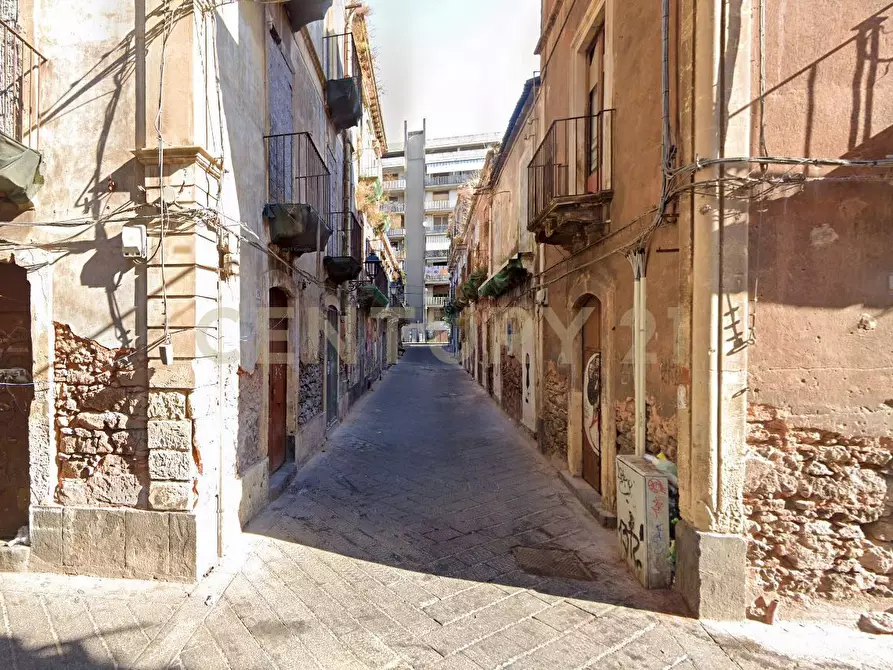 Immagine 15 di Monolocale in vendita  in Via delle Finanze 41 a Catania
