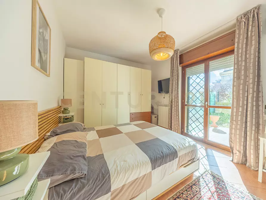 Immagine 5 di Bilocale in vendita  in Via Piero Corti 83 a Roma