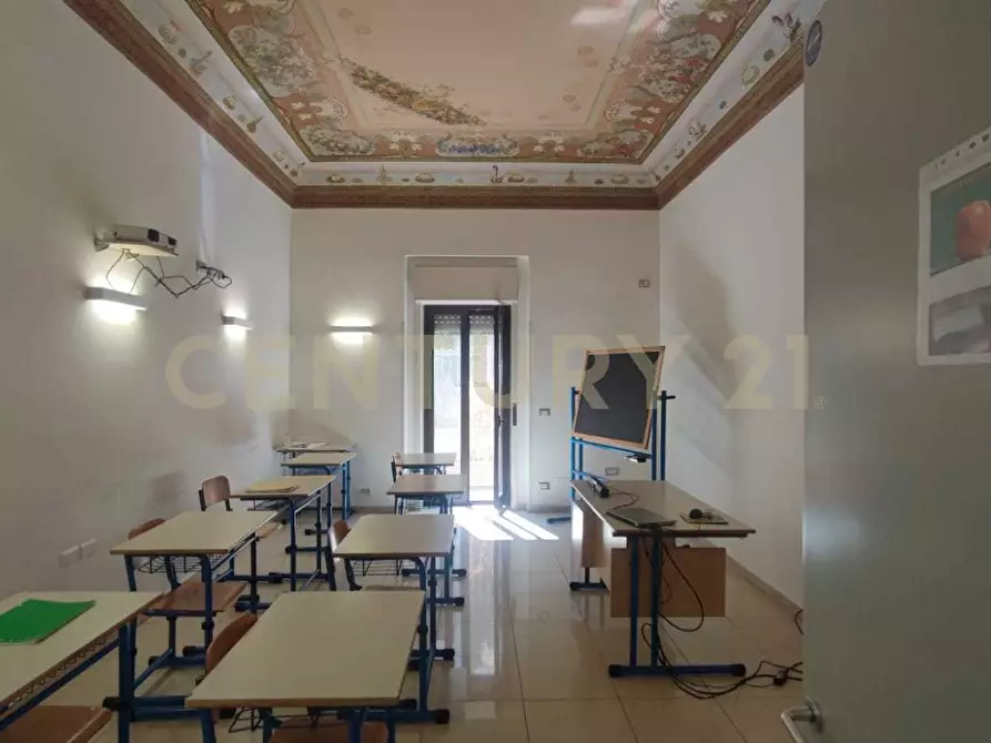 Immagine 15 di Palazzo in vendita  a Messina