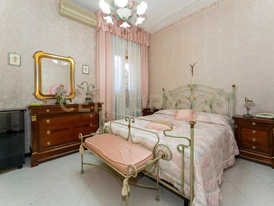 Immagine 12 di Trilocale in vendita  in Via Zuccarelli 70 a Catania