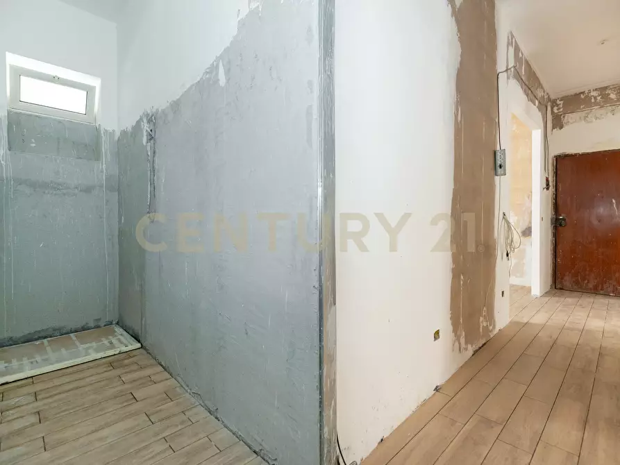 Immagine 19 di Quadrilocale in vendita  in Via dell'Adamello 17 a Catania