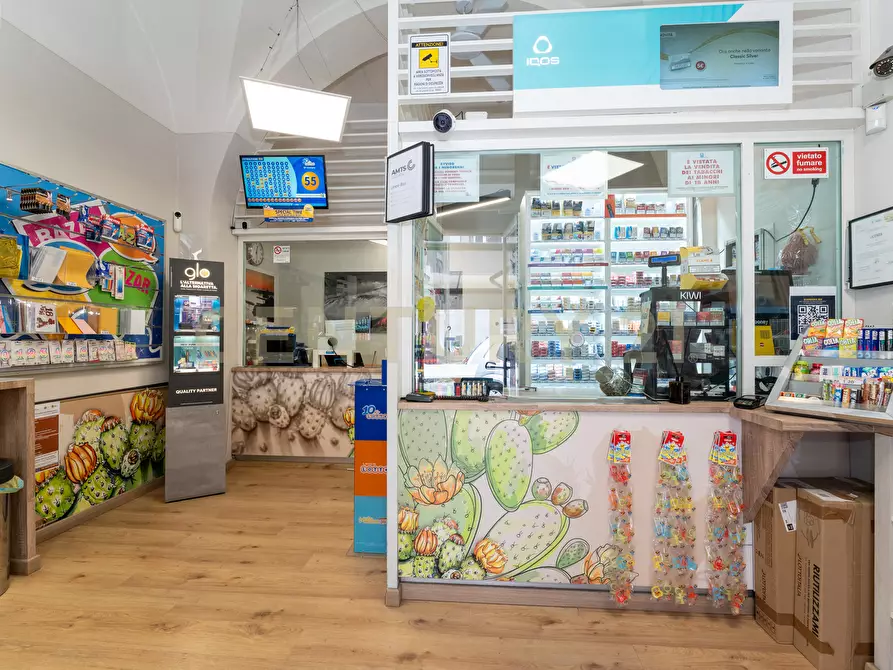 Immagine 8 di Tabaccheria in vendita  in Piazza Grande 11 a Catania