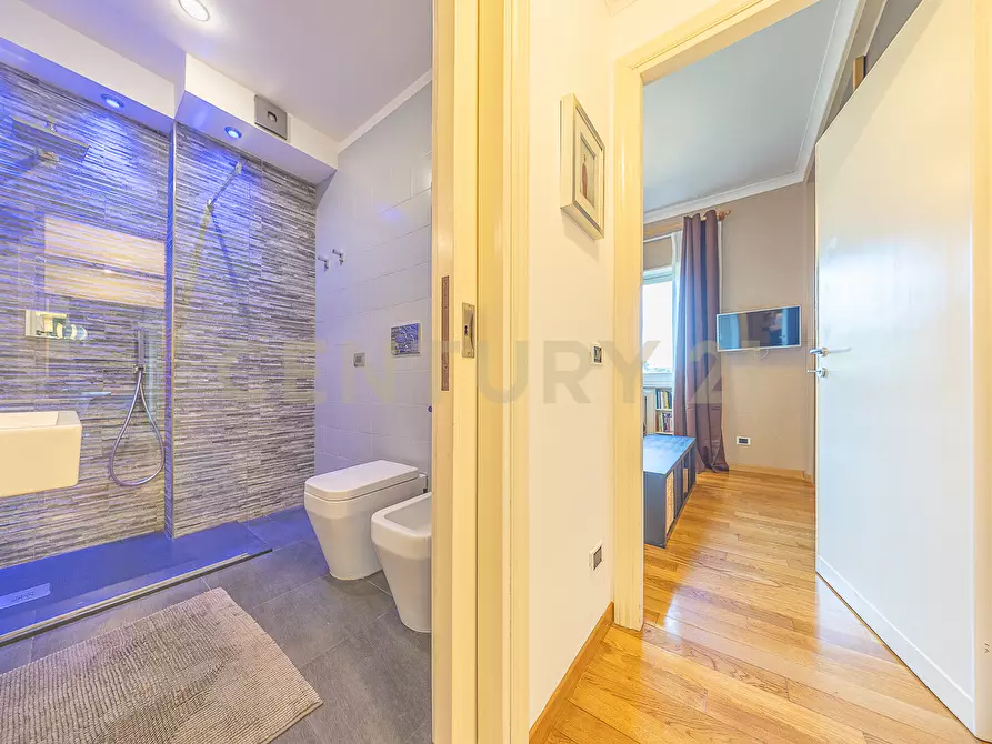 Immagine 17 di Villetta a schiera in vendita  in Via Cassia 1530 a Roma