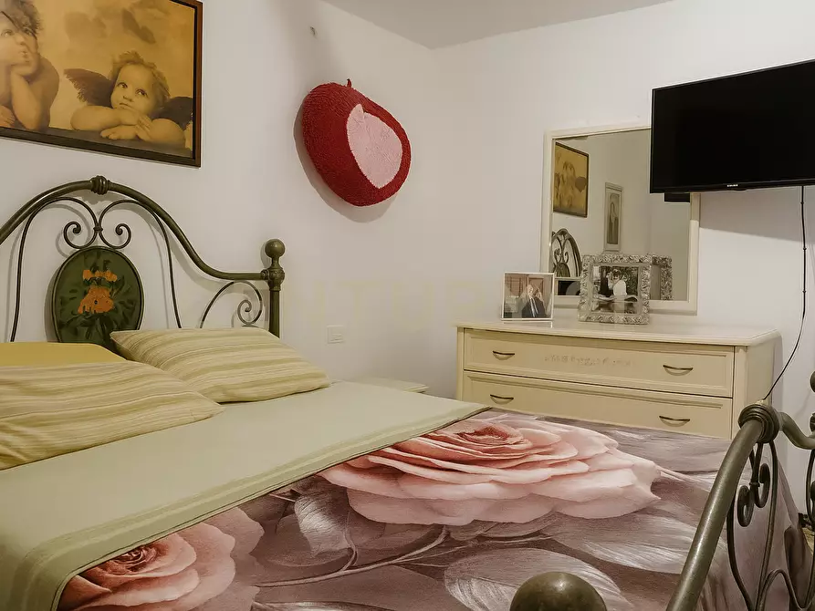 Immagine 15 di Pentalocale in vendita  in Via La Marmora a Abbadia San Salvatore