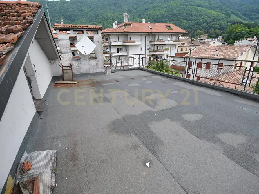 Immagine 15 di Palazzo in vendita  in via Molini 36 a Valdobbiadene