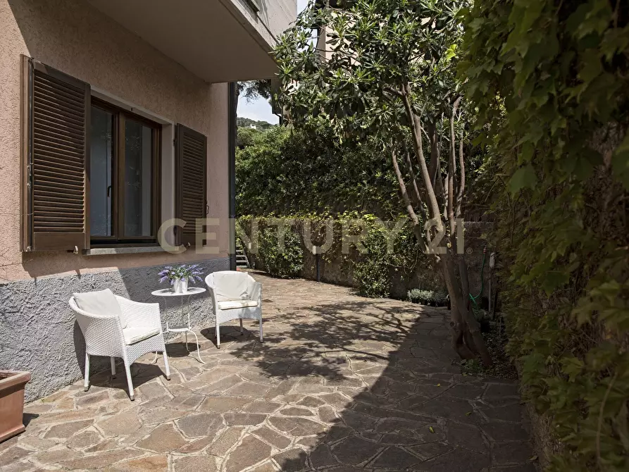 Immagine 20 di Palazzo in vendita  in Via Cavour 2 a Castiglione Della Pescaia