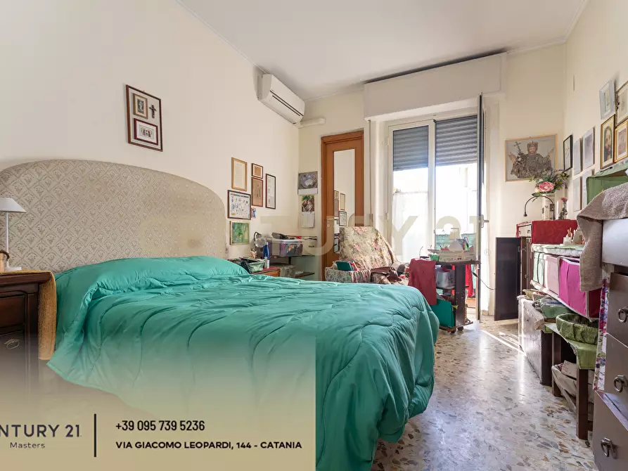 Immagine 78 di Attico in vendita  in Via Gargano 31 a Catania