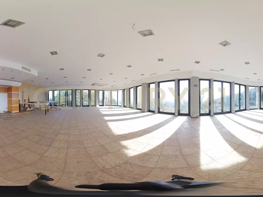 Immagine 33 di Capannone industriale in vendita  in Via Cassone 75 a Zafferana Etnea