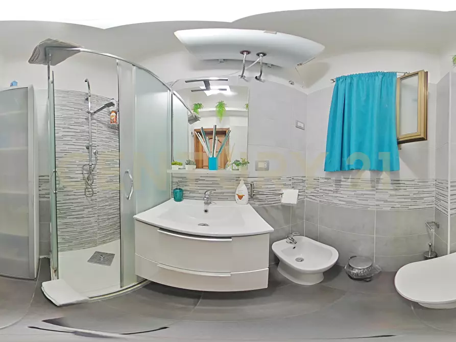 Immagine 15 di Quadrilocale in vendita  in Via Carnazza Amari 7 a Catania