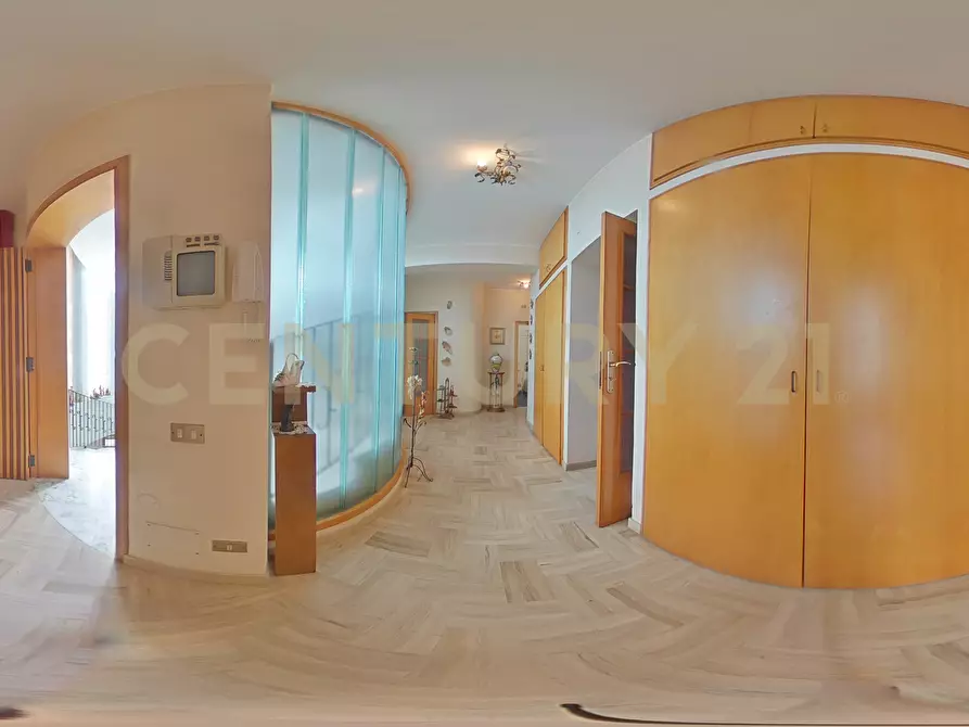 Immagine 160 di Villa in vendita  in Via Ottavia Penna 50 a Caltagirone