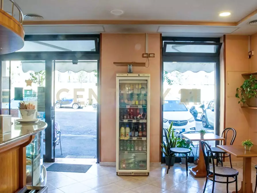 Immagine 14 di Bar / Ristorante in vendita  in Via della Batteria Nomentana 40 a Roma