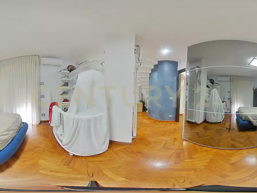 Immagine 109 di Villa in vendita  in Via G. Pezzana 11 a Aci Castello