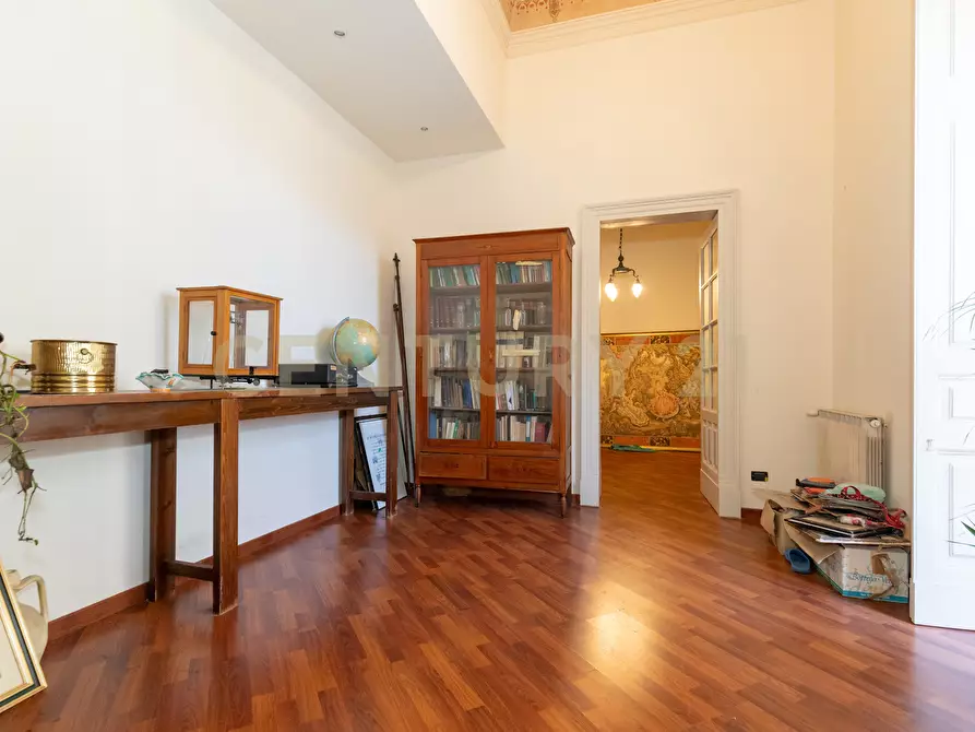 Immagine 9 di Pentalocale in vendita  in Via Etnea 196 a Catania