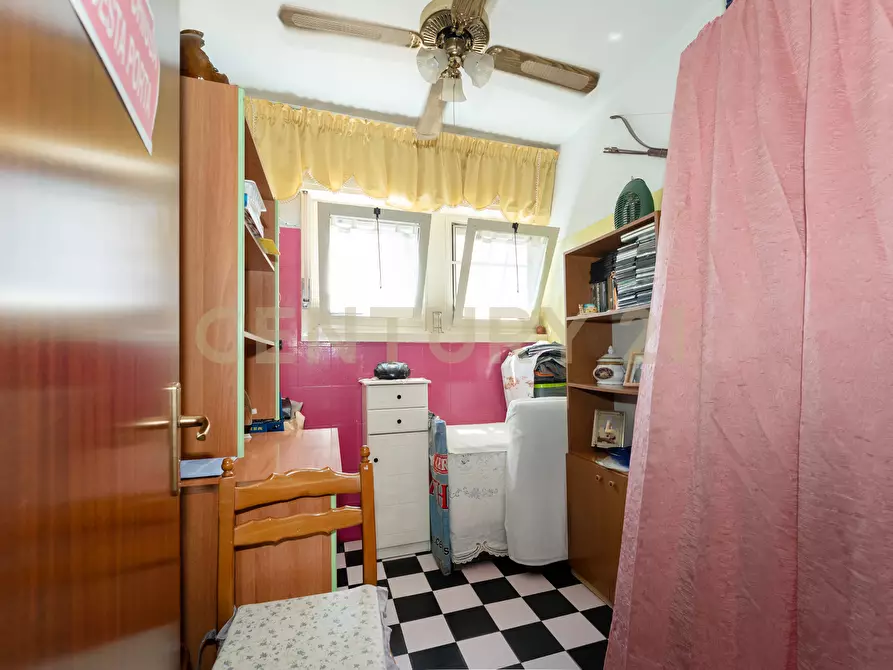 Immagine 35 di Quadrilocale in vendita  in Viale San Teodoro 7 a Catania