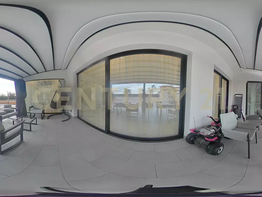 Immagine 116 di Villa in vendita  in Via Sant' Andrea 8 a Catania