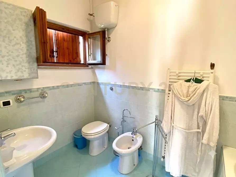 Immagine 27 di Palazzo in vendita  in Via Cassia 43 a Acquapendente