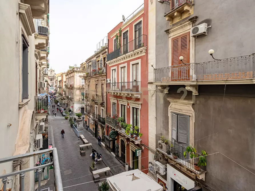 Immagine 24 di Appartamento in vendita  in Via Pacini a Catania
