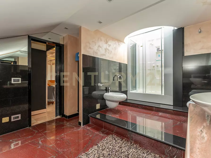 Immagine 72 di Villa in vendita  in Via G. Pezzana 11 a Aci Castello