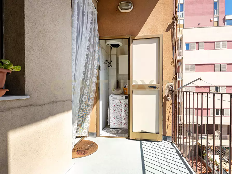 Immagine 39 di Quadrilocale in vendita  in Via Vincenzo Giuffrida 194 a Catania