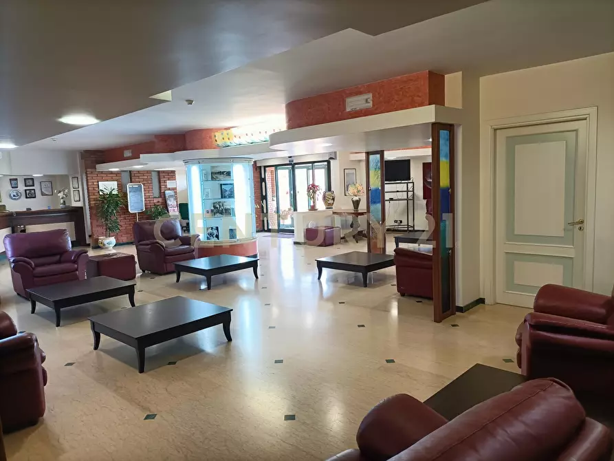 Immagine 46 di Albergo/B&B/Residence in vendita  in Via Etnea 163 a Nicolosi