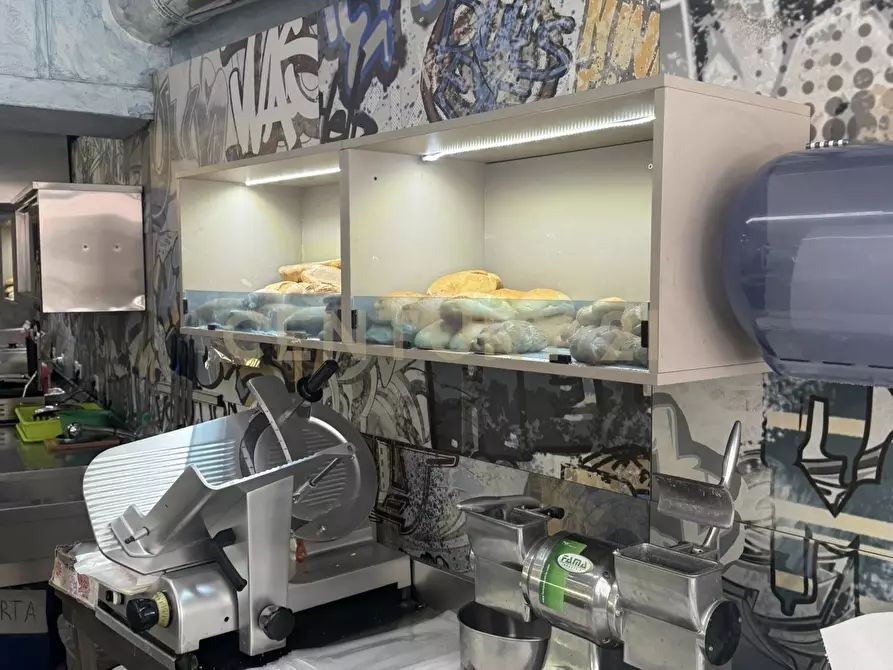 Immagine 21 di Attività commerciale in vendita  in Via Filocomo 25 a Catania