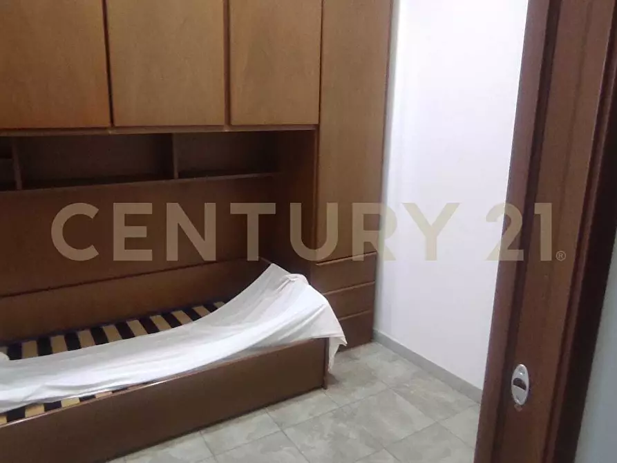 Immagine 24 di Bilocale in vendita  in Via Luigi Settembrini 2 a Giarre